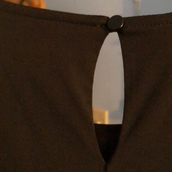 Knee length dress - Picture 5 of 5